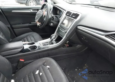 2013 Ford Fusion Se z USA, uszkodzony, nr VIN 3FA6P0HRXDR367086